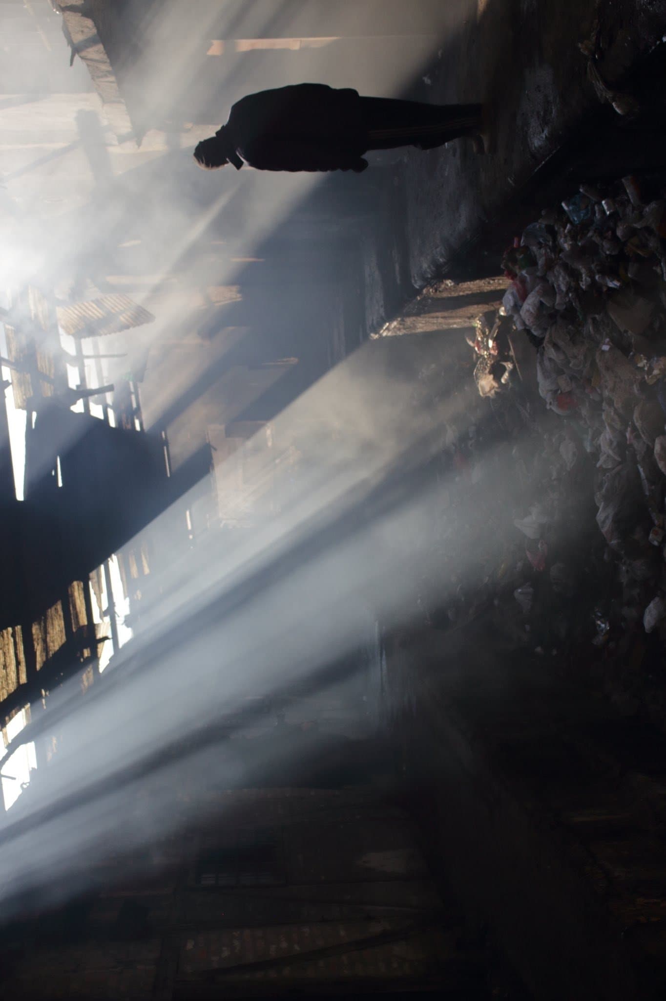 Newsreel 62 - Family and Worker